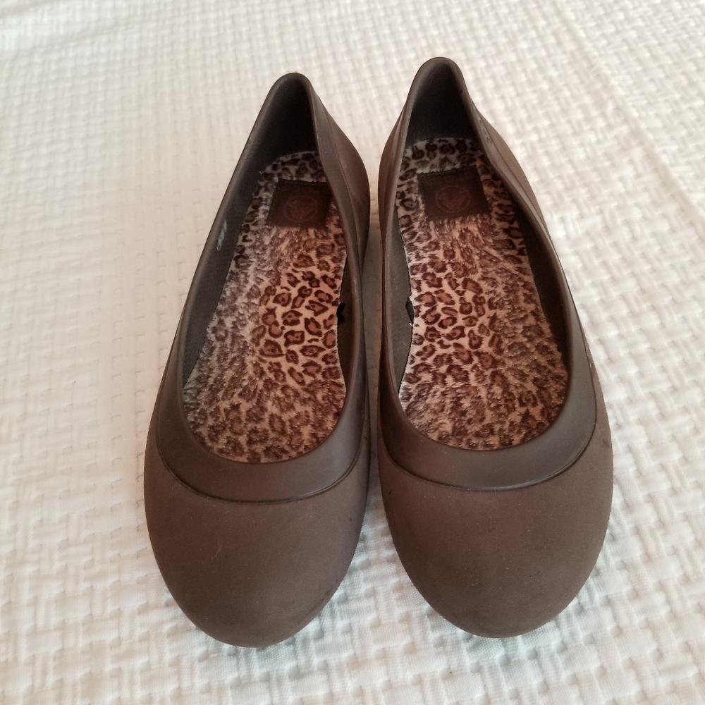 CROCS Mammoth Leopard Lined Slip-on Flats